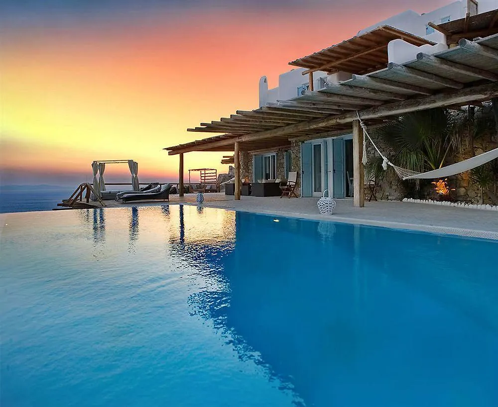 Zinas Villas Fanari