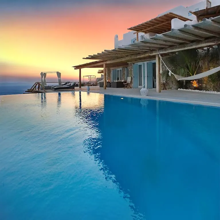 Zinas Villas Fanari